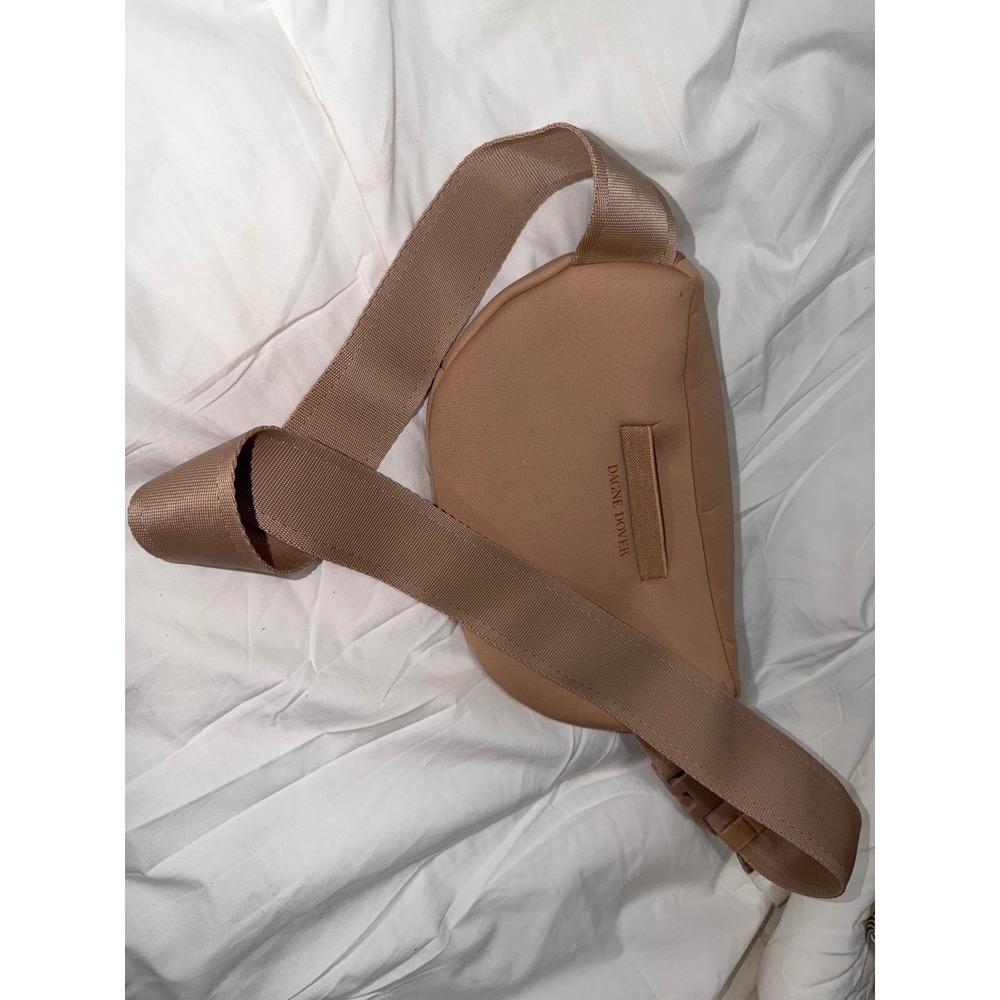 Dagne Dover Ace Fanny Pack Neoprene Belt Bag Tan Nude Crossbody Sporty Travel - Picture 4 of 4
